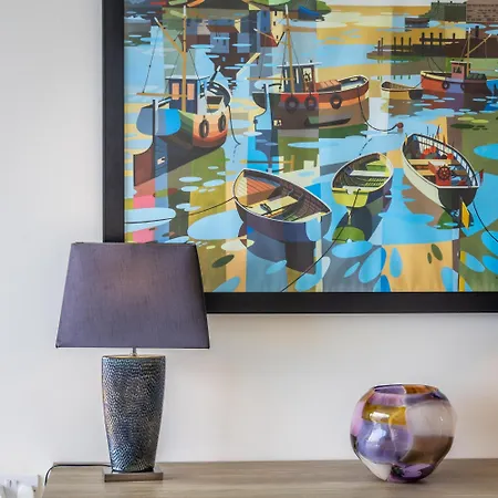 Avalon By The Sea - A Breath Of Oceanfront Luxury Apartmán *