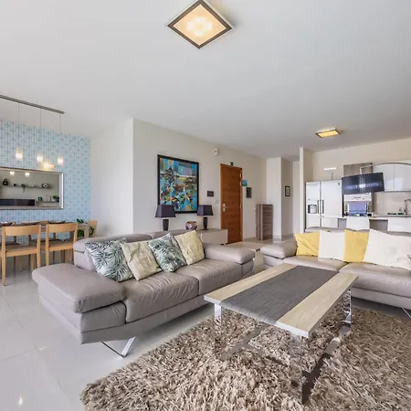 Avalon By The Sea - A Breath Of Oceanfront Luxury * Sliema