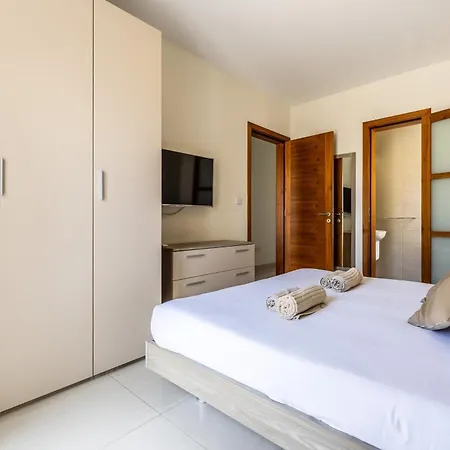 Avalon By The Sea - A Breath Of Oceanfront Luxury