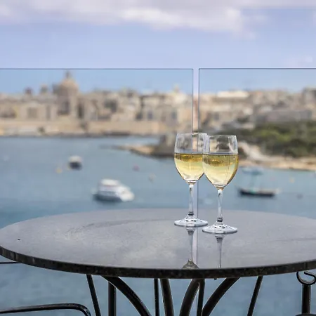 Avalon By The Sea - A Breath Of Oceanfront Luxury