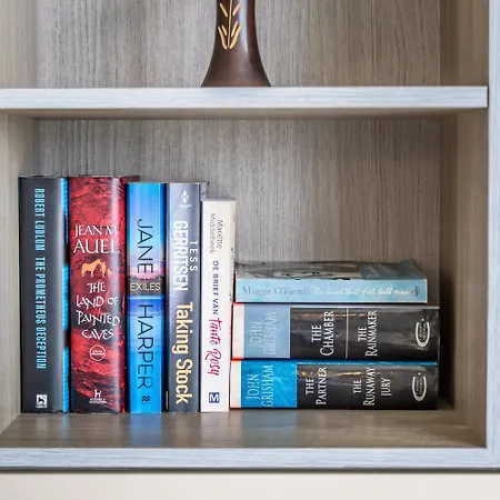 Avalon By The Sea - A Breath Of Oceanfront Luxury Διαμέρισμα