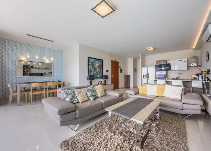 Avalon By The Sea - A Breath Of Oceanfront Luxury * Sliema