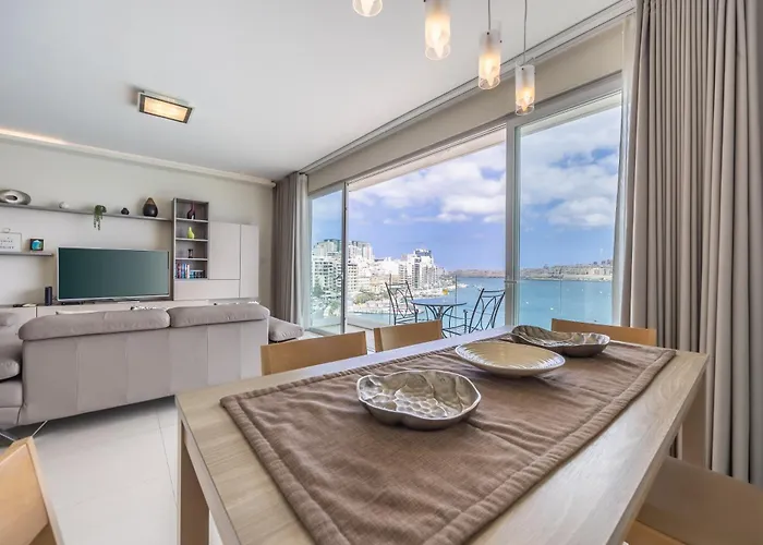 Avalon By The Sea - A Breath Of Oceanfront Luxury